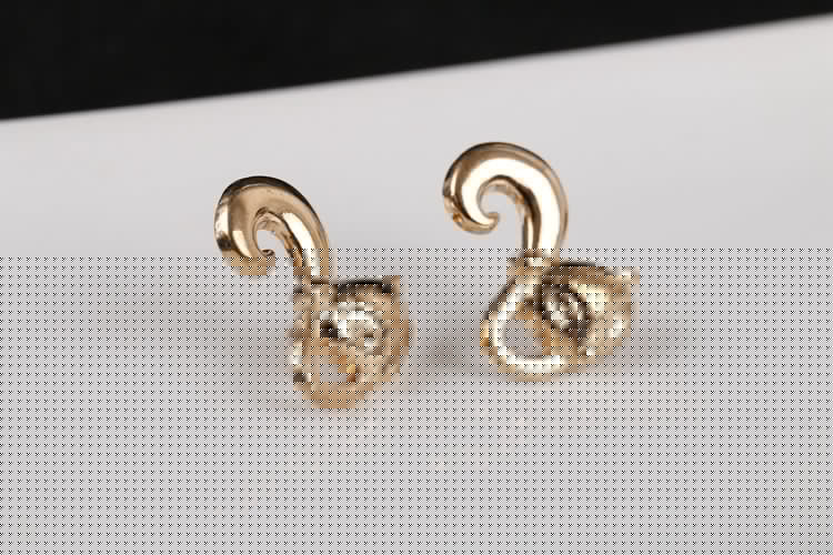 Vintage Fox Suit Brooch A1015-DOOHOOB