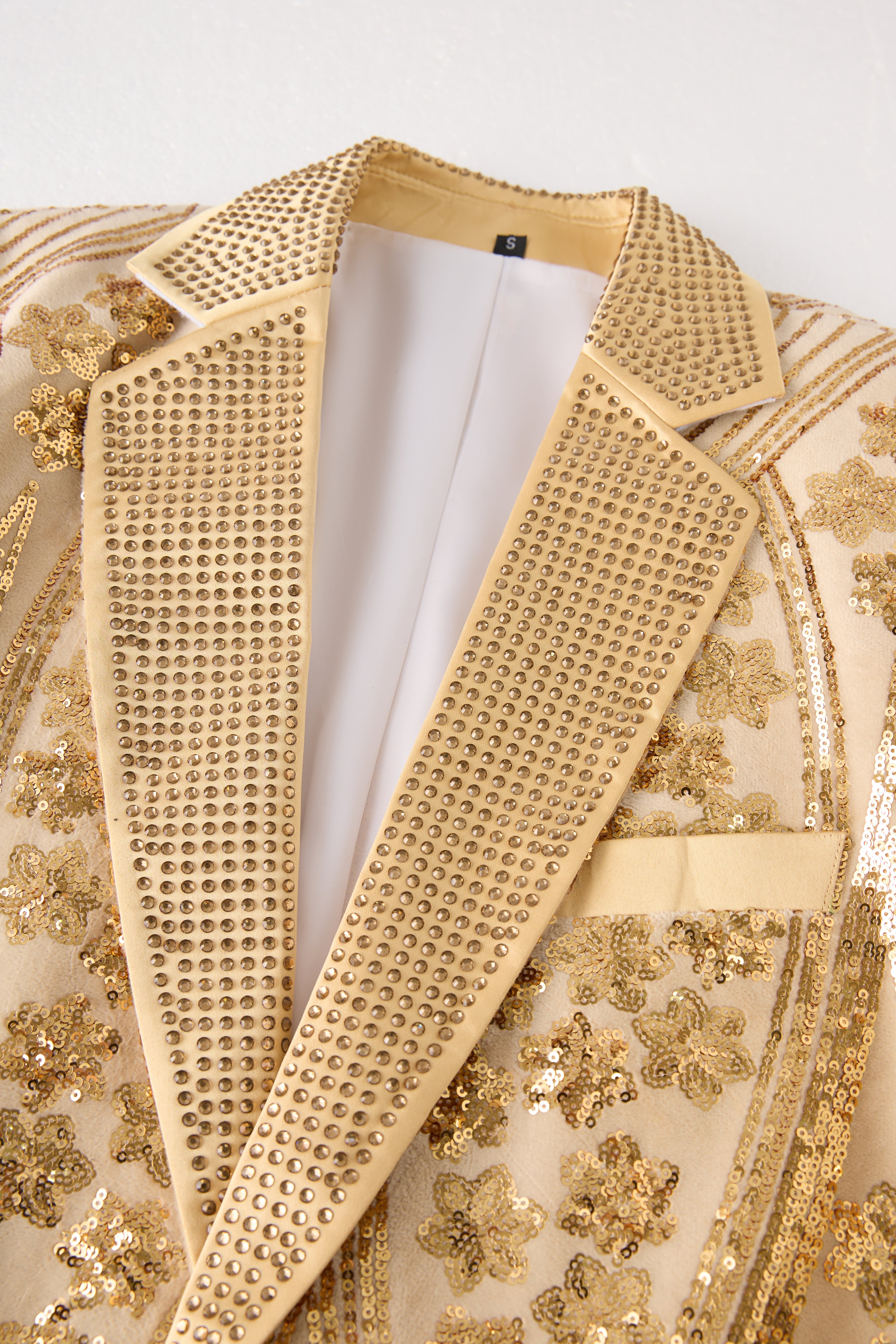 dazzling_gold_sequined_men_blazer_S8658_for_party_performance_by_DOOHOOB