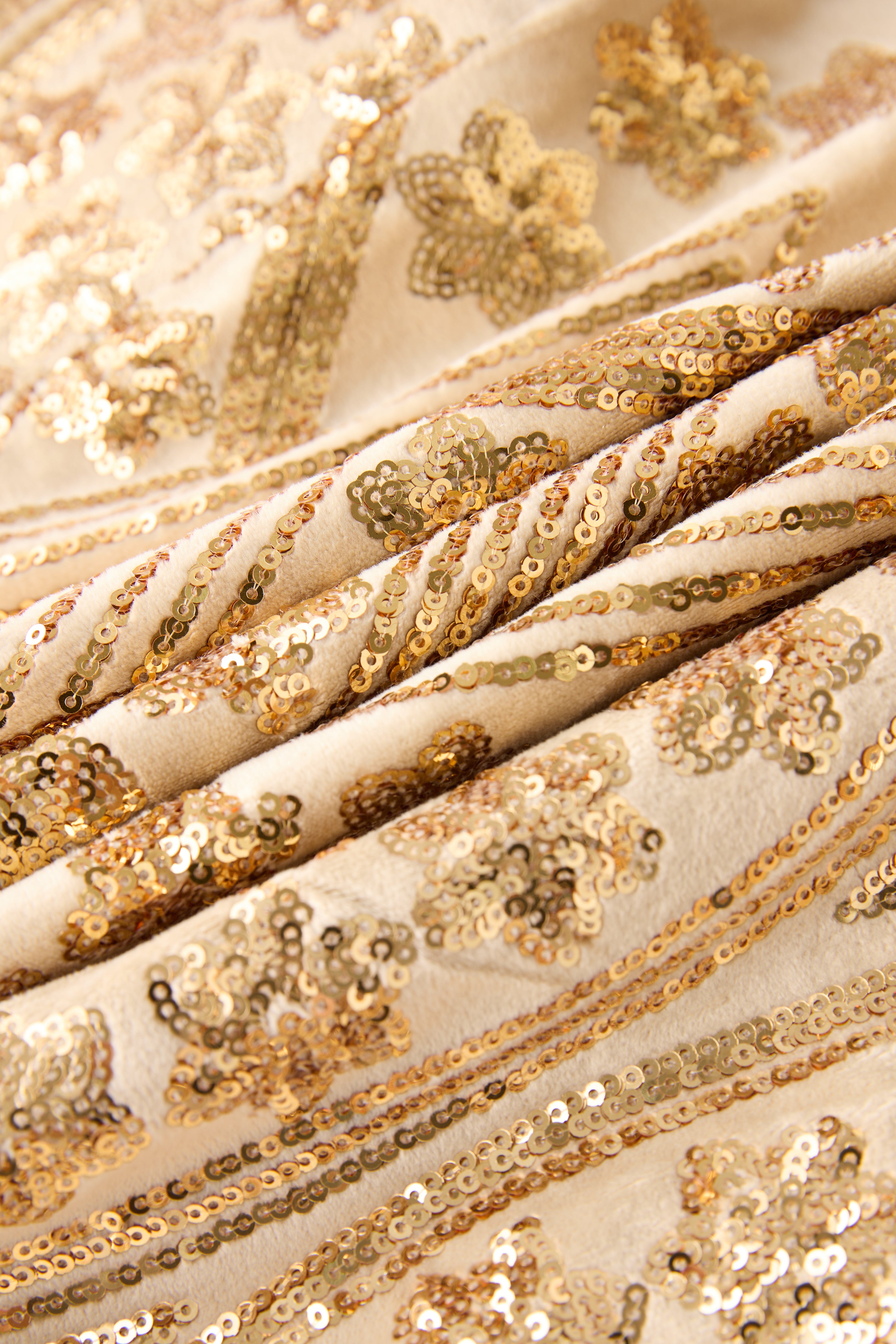 dazzling_gold_sequined_men_blazer_S8658_for_party_performance_by_DOOHOOB