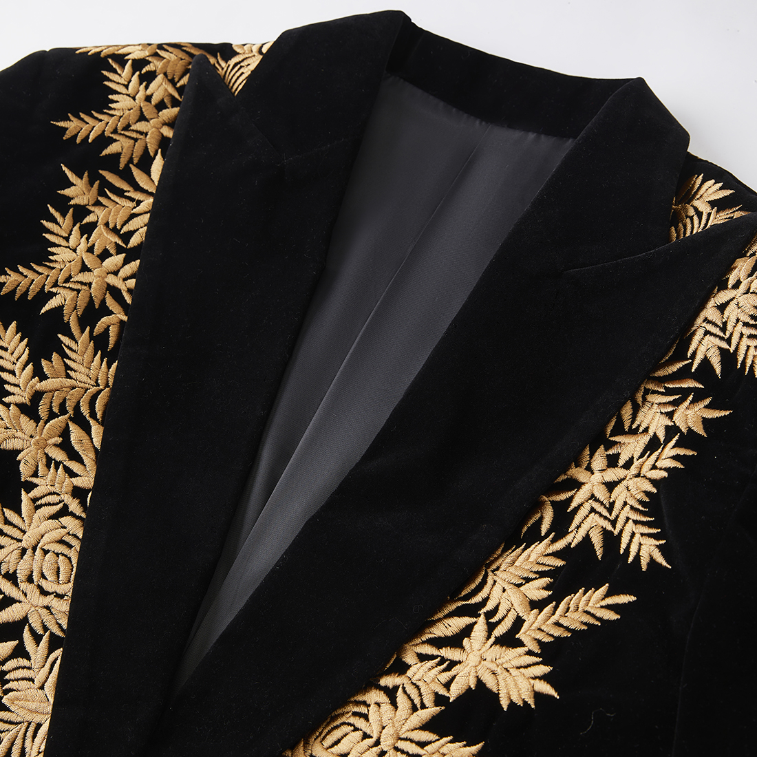 Gold Embroidery Peak Lapel Blazer S8348-DOOHOOB