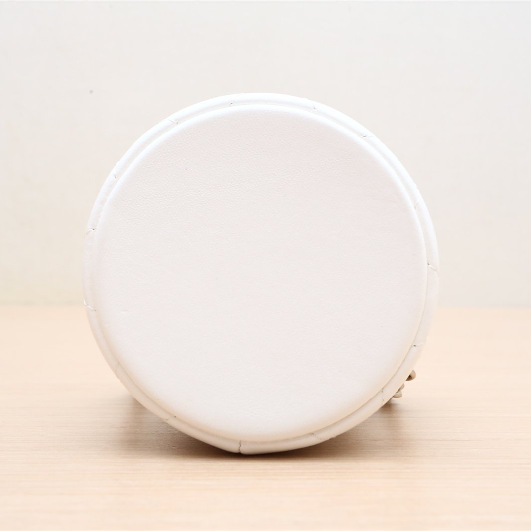 Chanel Round Vanity Case with Pineapple Twist-Lock-New Feature Demo