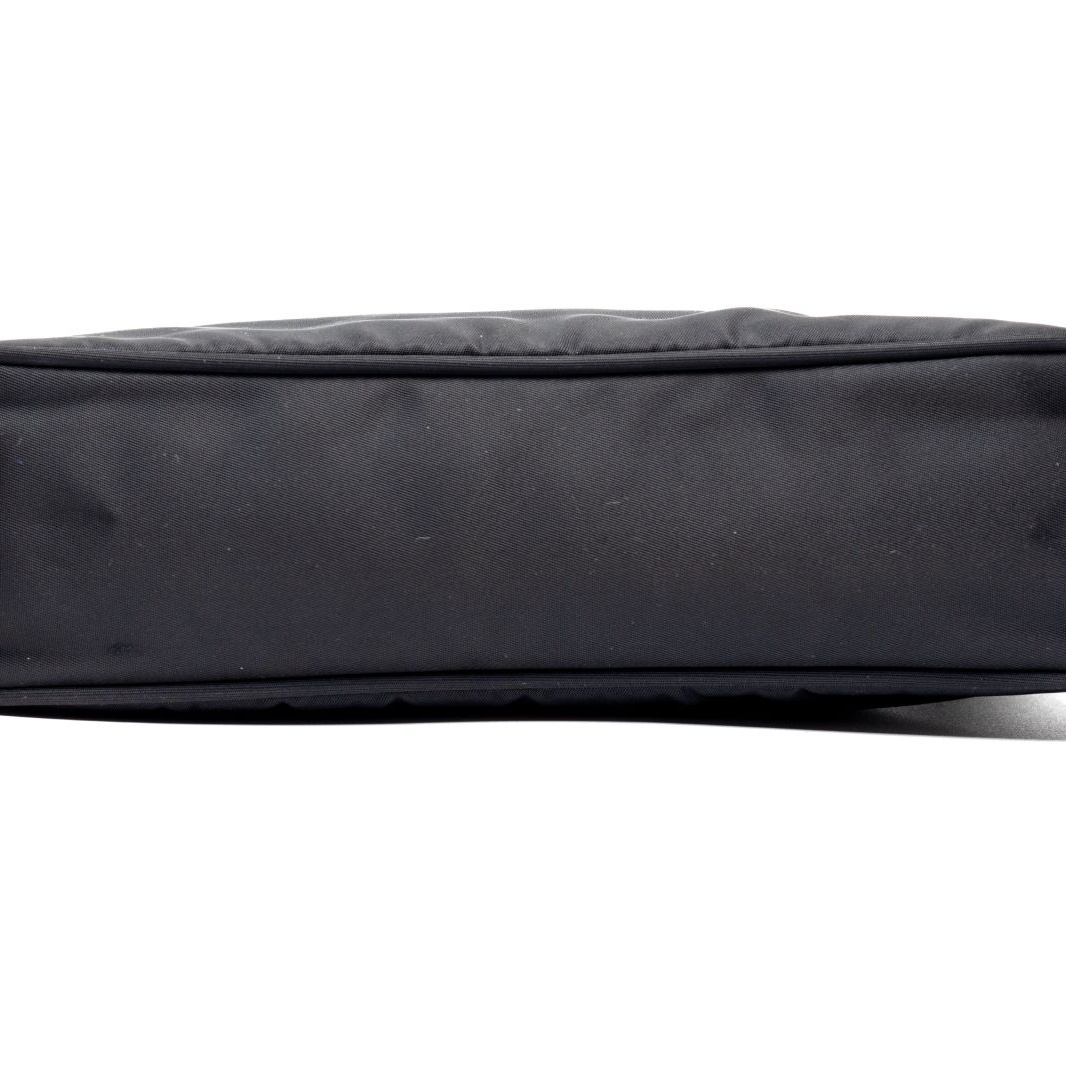 Prada Re-Edition 2005 Re-Nylon bag black-New Feature Demo