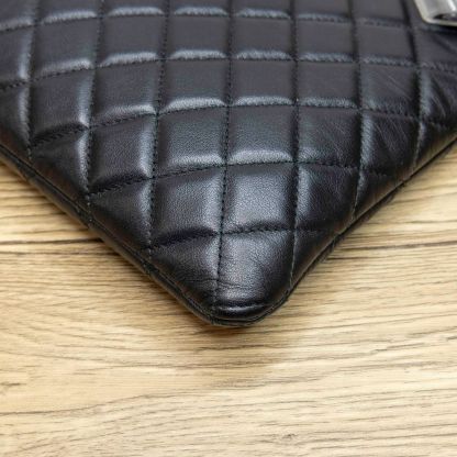 CHANEL Le Boy Clutch 27cm Noir-New Feature Demo