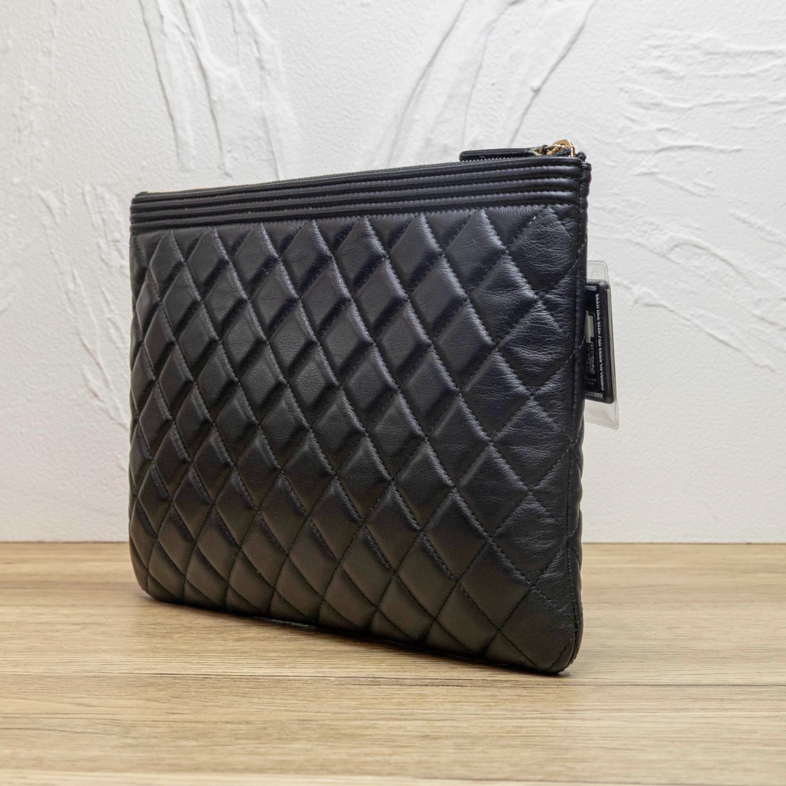 CHANEL Le Boy Clutch 27cm Noir-New Feature Demo