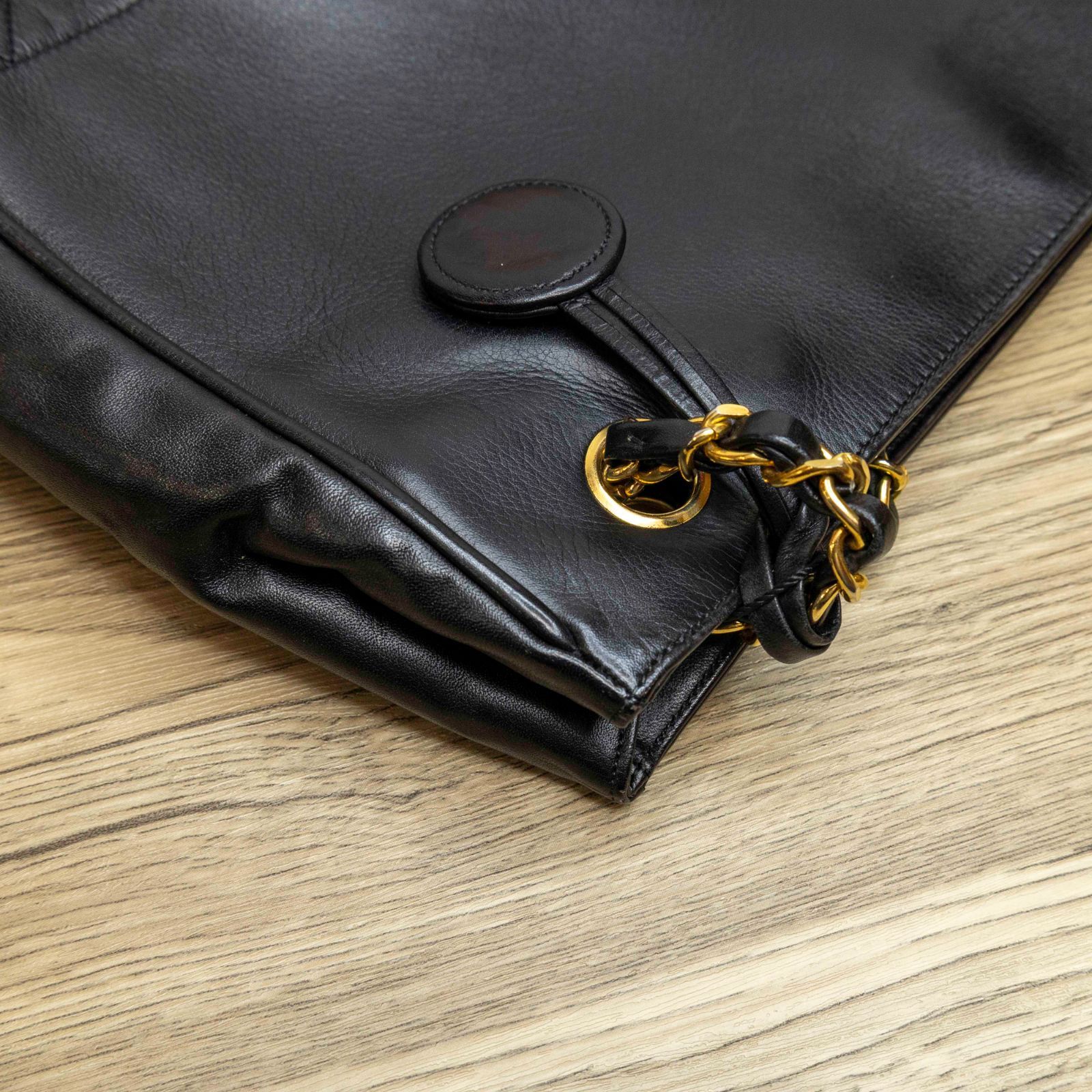 CHANEL Vintage Shoulder Bag-New Feature Demo