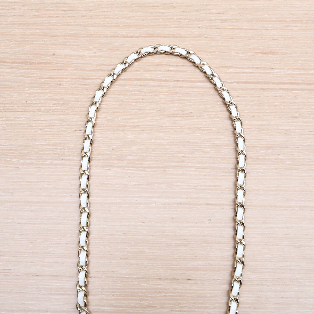 Chanel 23A Métiers d'Art Pearl-CC Evening Box Bag in White Lambskin, 'S' Series-New Feature DemoNew Feature DemoCHANEL