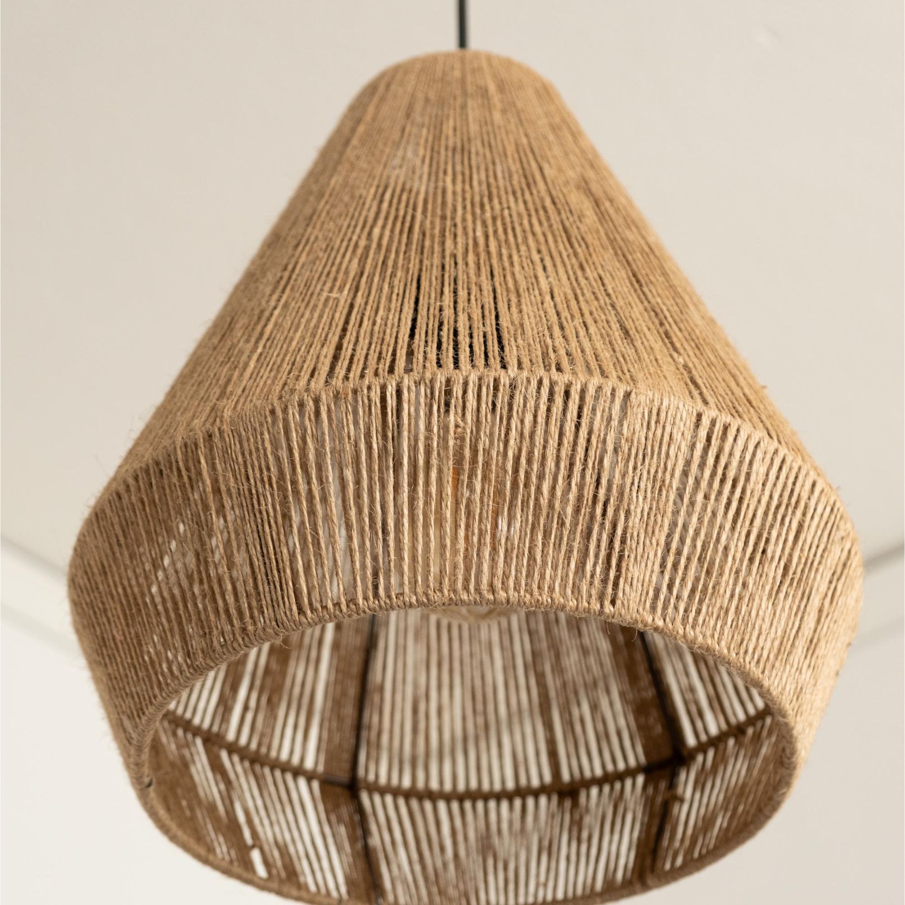 Wabi-sabi Japanese style hemp rope woven pendant light