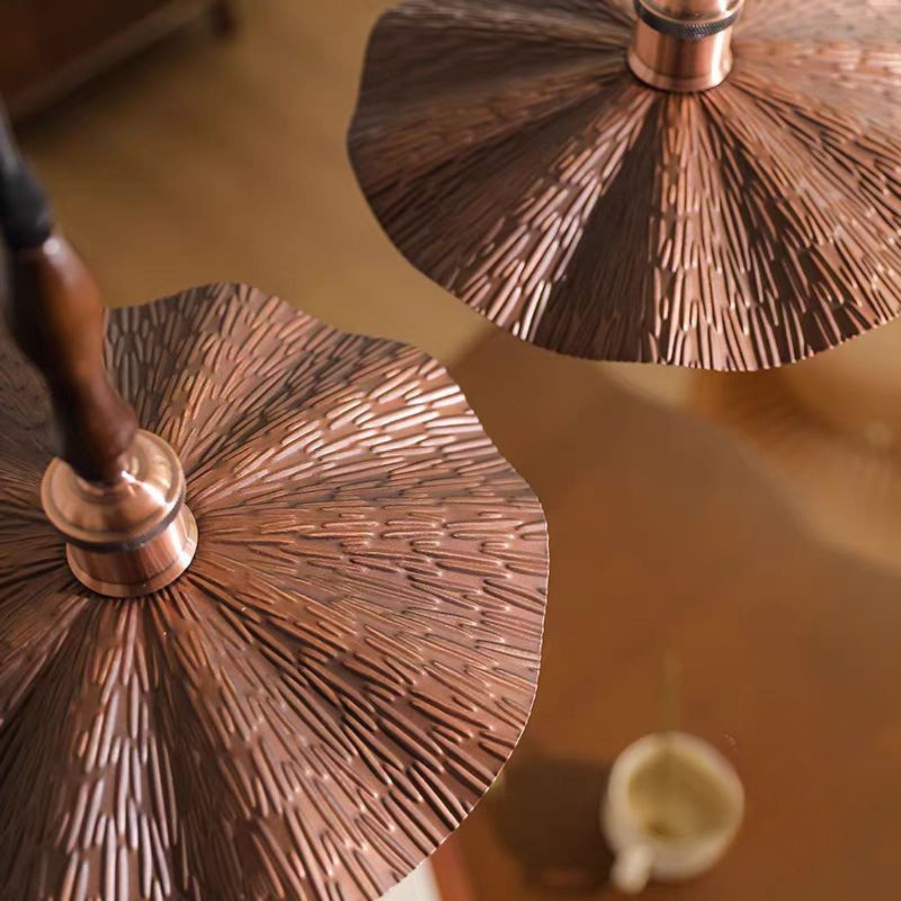 Japanese designer medieval style dining table lamp three-head lotus glass lamp