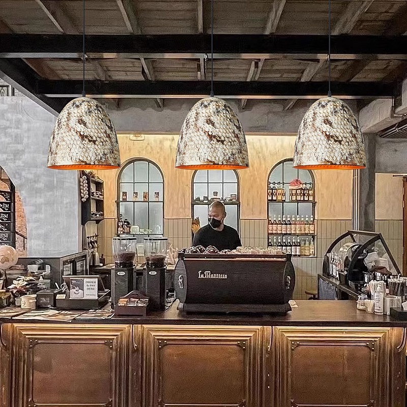 Industrial Style Snake Pattern Metal Pendant Light-labpiecesign