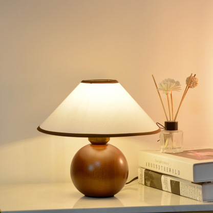 Japanese retro table lamp bedroom lamp bedside solid wood small table lamp-labpiecesign