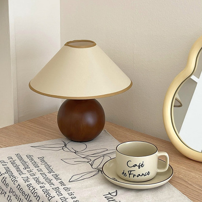 Japanese retro table lamp bedroom lamp bedside solid wood small table lamp-labpiecesign