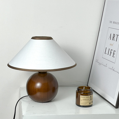Japanese retro table lamp bedroom lamp bedside solid wood small table lamp-labpiecesign