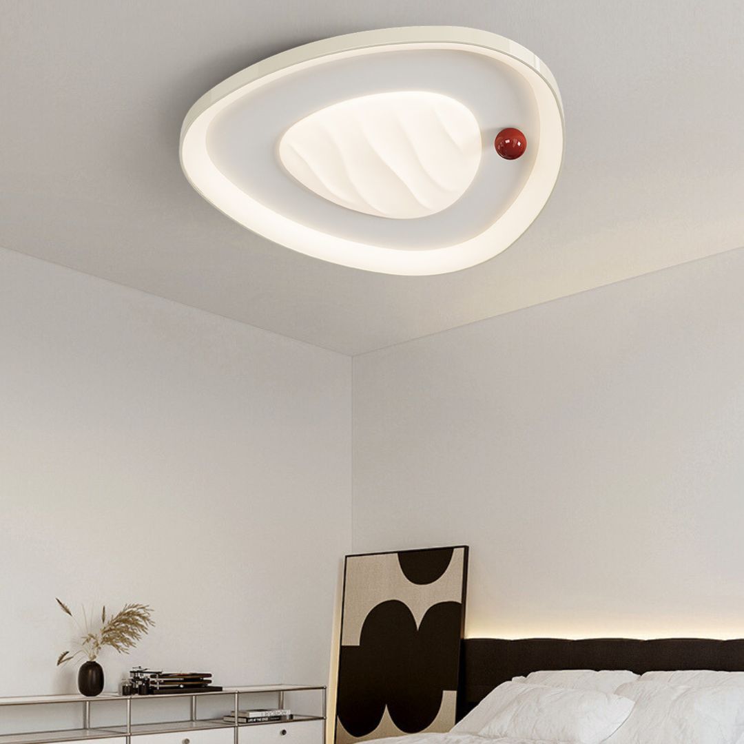 2024 new cream style Master bedroom triangle modern ceiling light-labpiecesign
