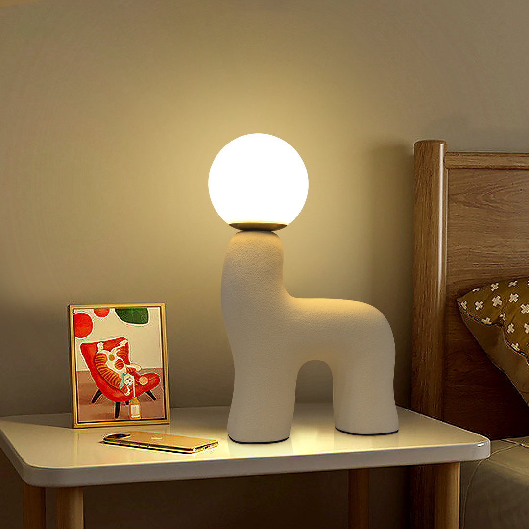 Pony-shaped resin table lamp with three-color dimming-labpiecesign
