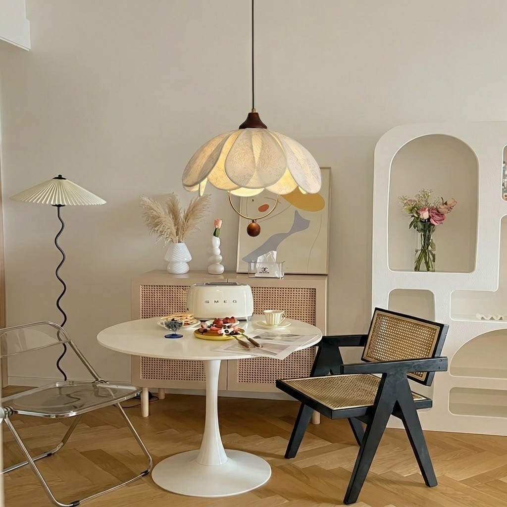 Elegant Floral Fabric Pendant Light for Dining Room