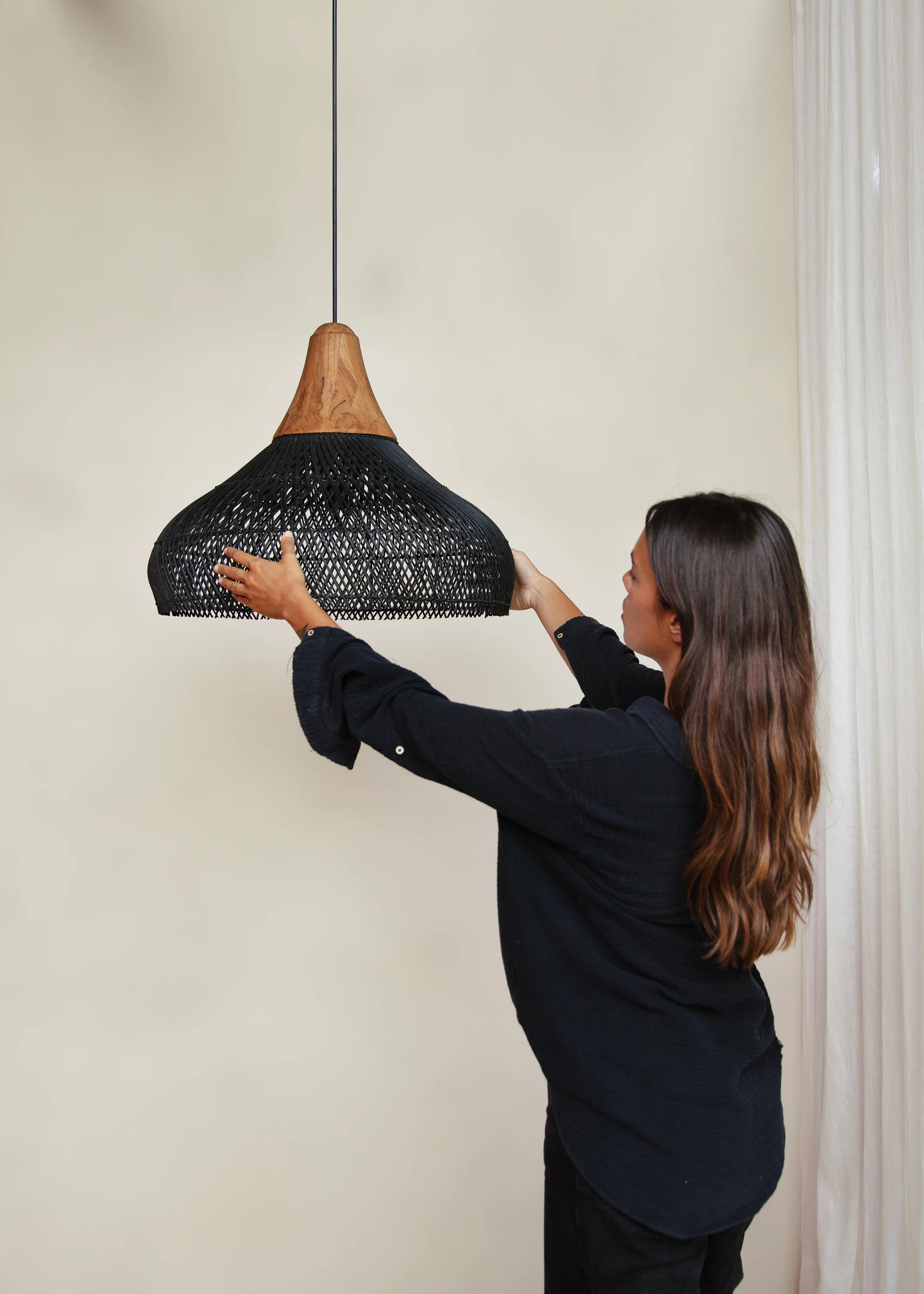 Lakey Pendant