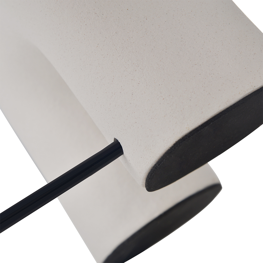 Pony-shaped resin table lamp with three-color dimming-labpiecesign