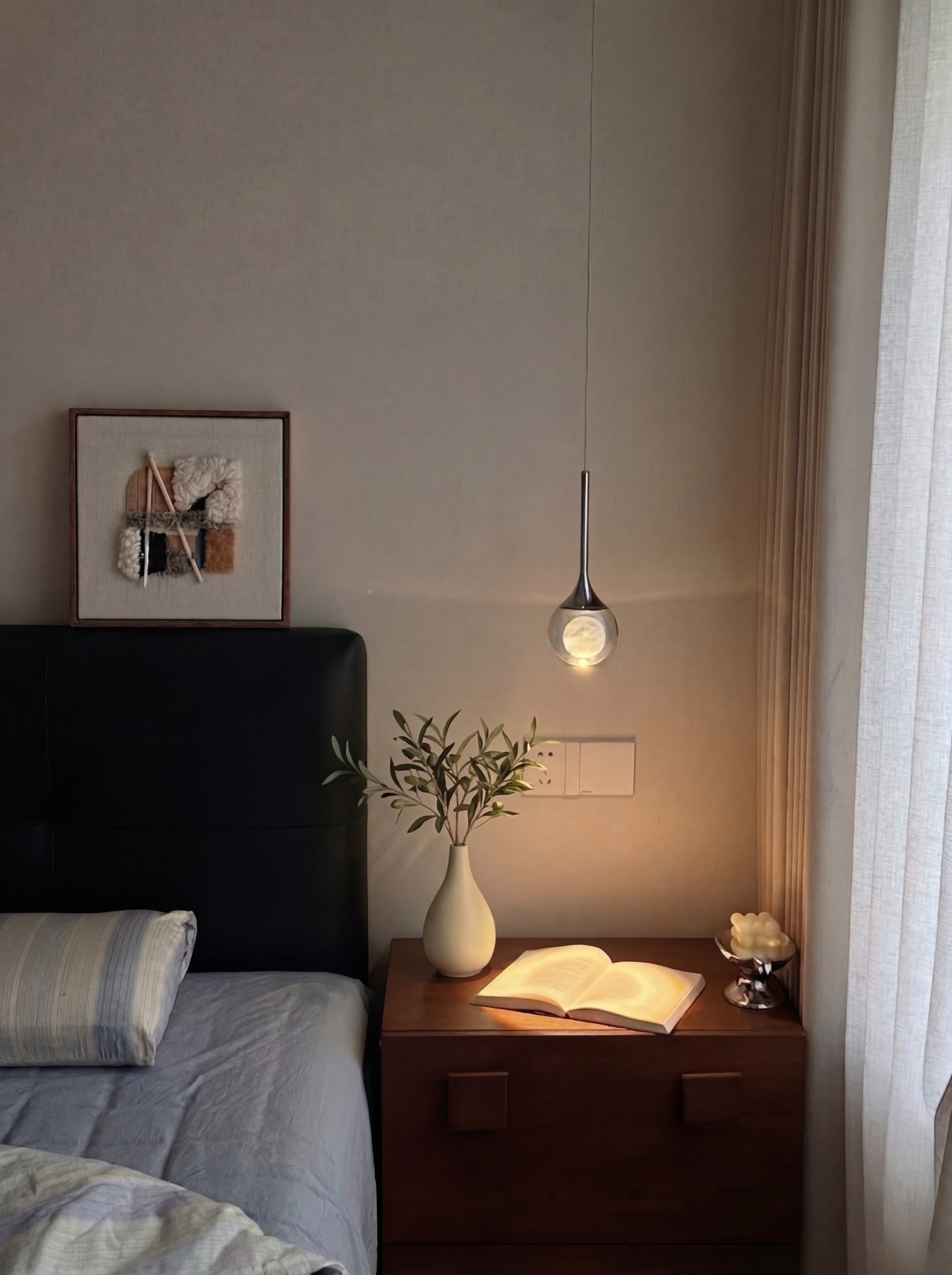 Modern Black LED Pendant Light for Dining Room