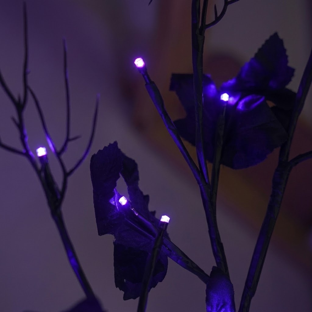 🕷️ Halloween Coral Branch String Lights with Black Maple Leaves