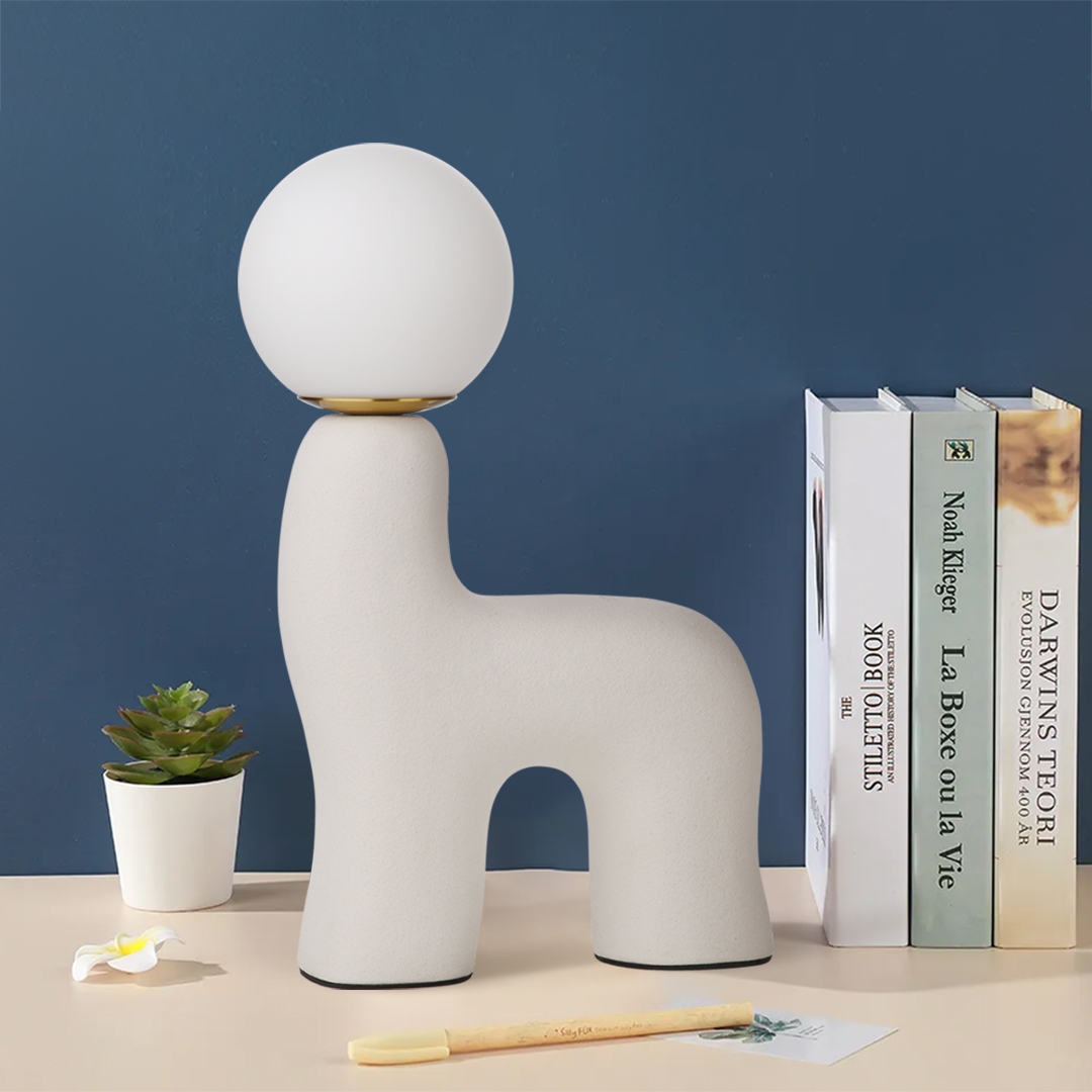 Pony-shaped resin table lamp with three-color dimming-labpiecesign