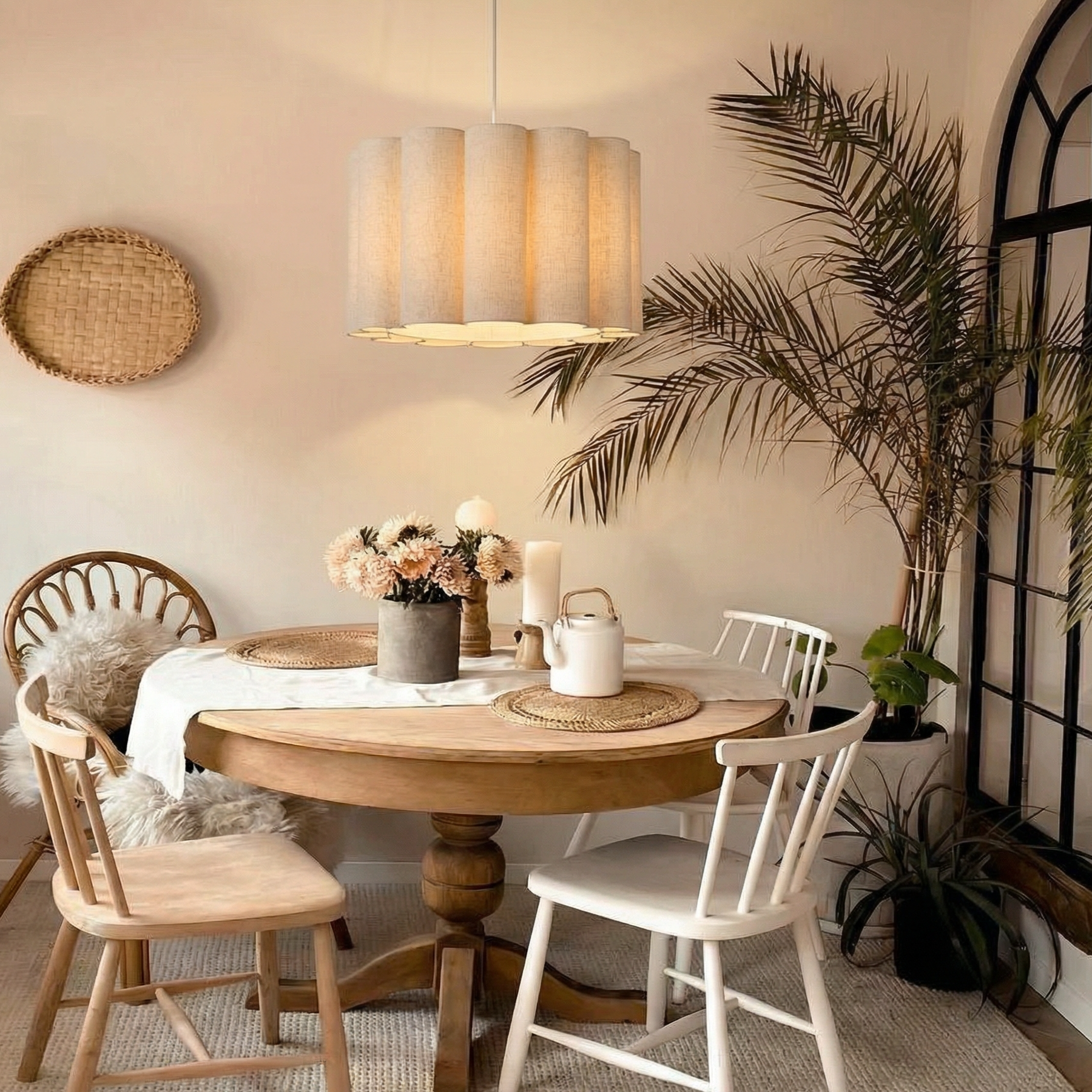 Artisanal Scalloped Fabric Pendant Light - Modern Japandi Drum Lamp