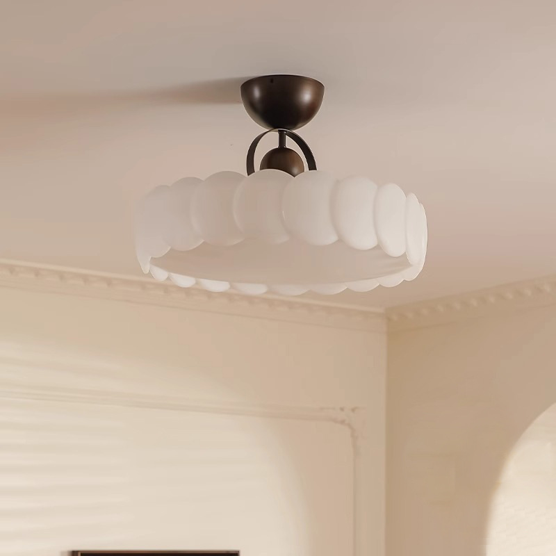 Second-hand cream style master bedroom princess room lamps