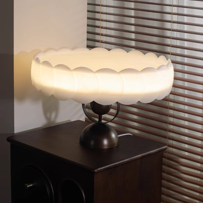 Second-hand cream style master bedroom princess room lamps