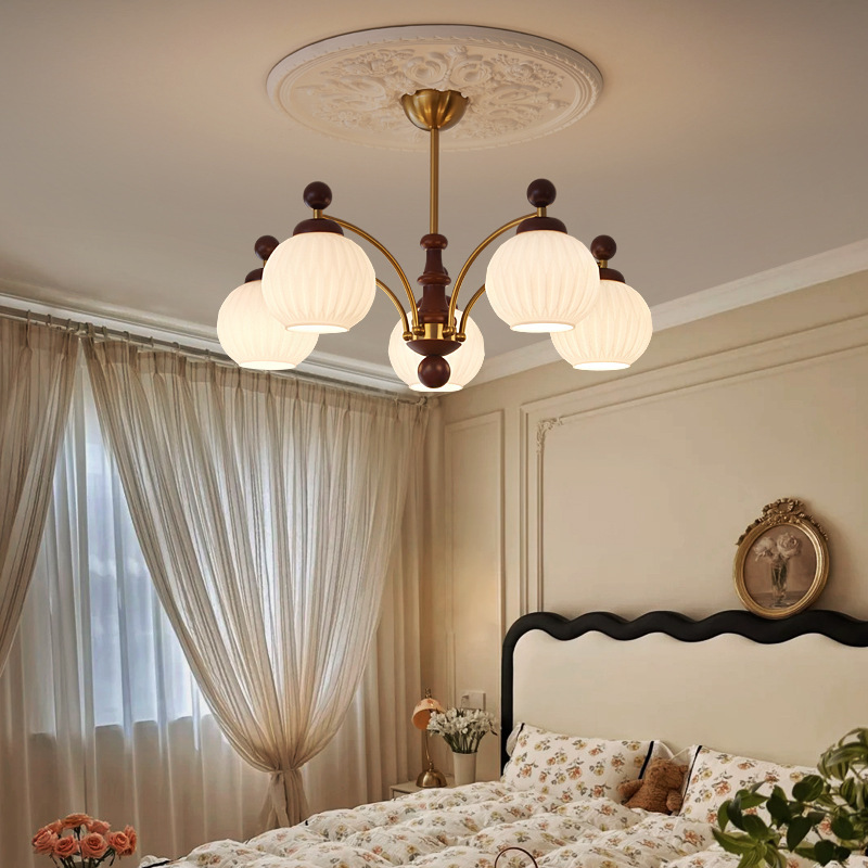 Creative French Living Room Chandelier Full Spectrum Dining Room Light Vintage Bedroom Lamp