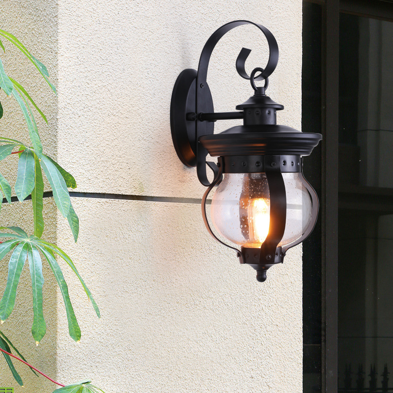 American Retro Outdoor Wall Lamp Waterproof Outdoor Aisle Garden Lamp