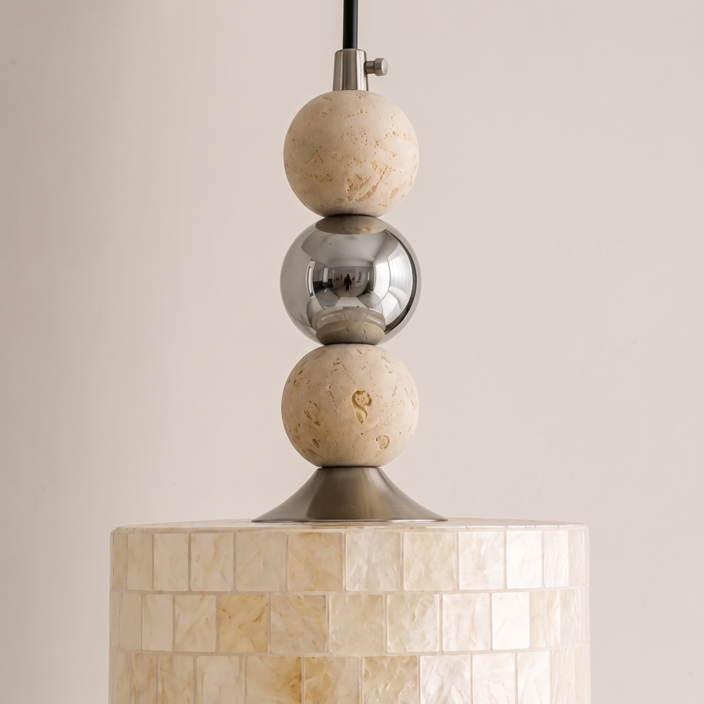 Modern Minimalist Shell-Shaped Pendant Lamps for Bedroom Bedside 