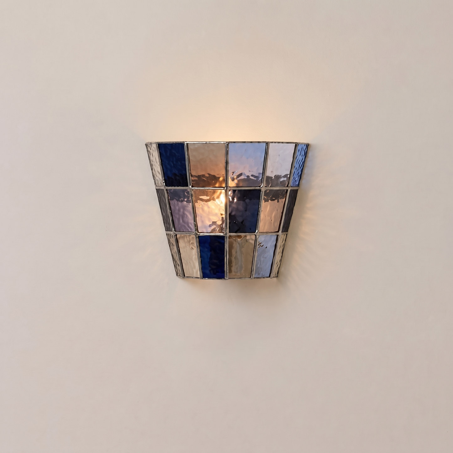 Vintage American Style Ribbed Glass Wall Sconce for Bedroom Hallway