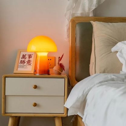Vintage Bauhaus Mushroom Table Lamp-labpiecesign