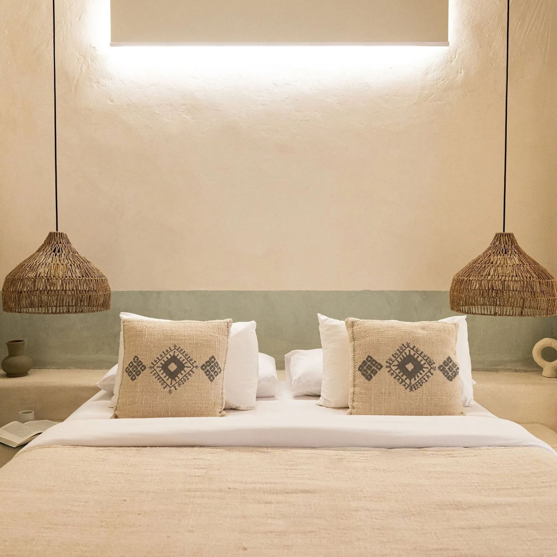 Rustic Hand Woven Rattan Pendant Light-labpiecesign