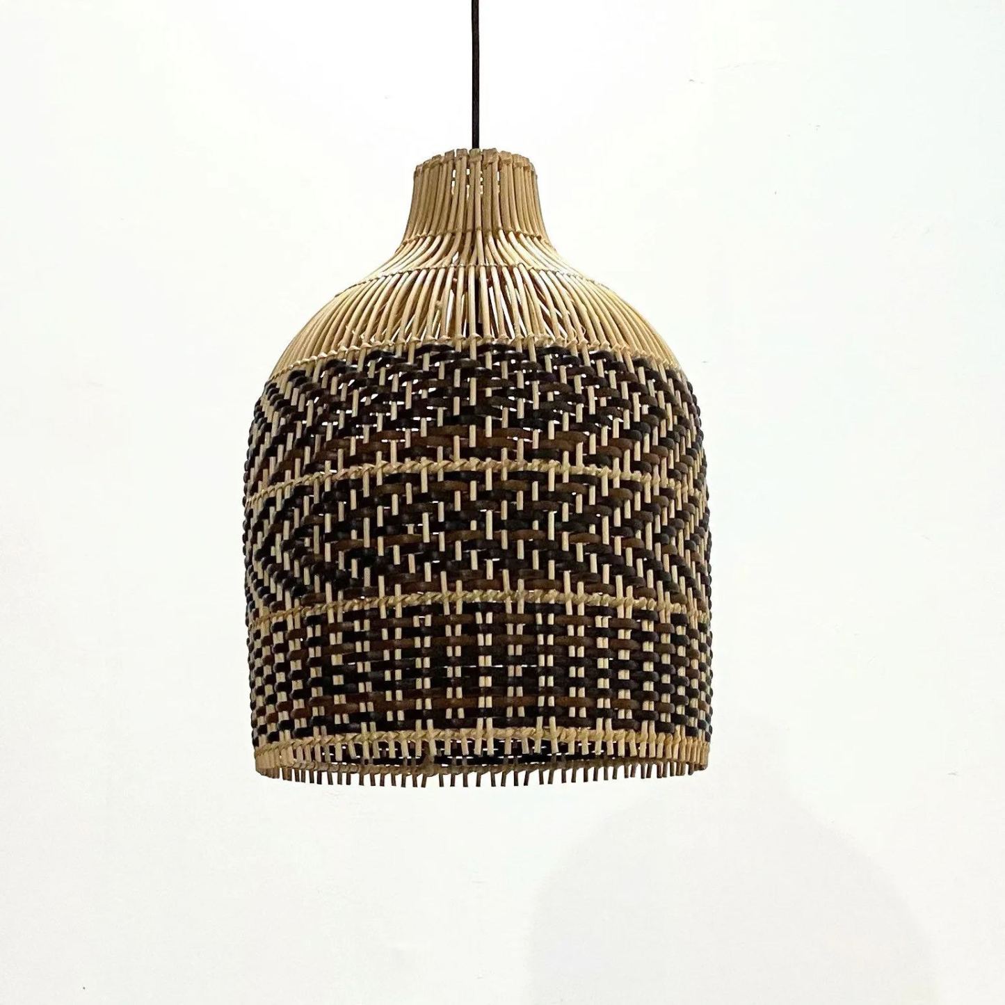 [Copy]Boho Stripes Hand-woven Lampshade Elegant Rattan Pendant Light