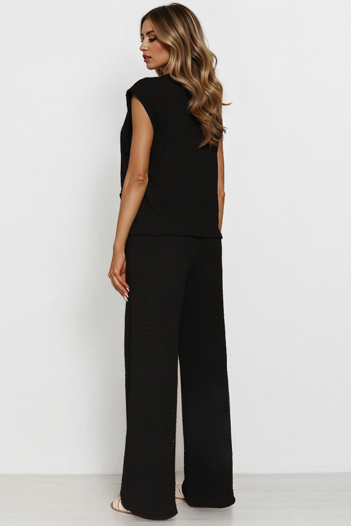 Versatile V Neck Gold-Toned Button Decor Loose Tank Top & Wide Leg Trousers Co-ord