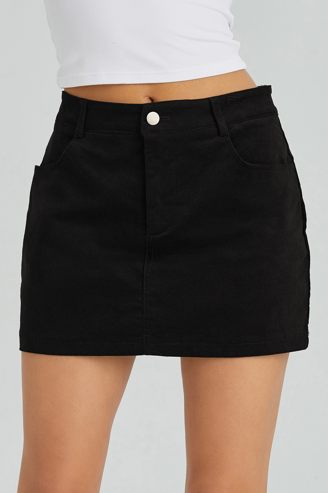 KatchMe Women's Leisure Mid-Rise Solid Color Side Pocket Mini Skirt with Lined, Versatile Button Skirt Outfits for Daily Wear, Minimalist Women's Bottom