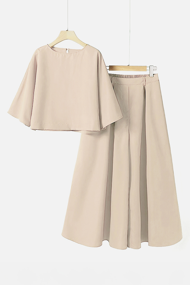 Elegant Half Sleeve Loose Crop Top & Plicated Wide Leg Trousers Co-ord