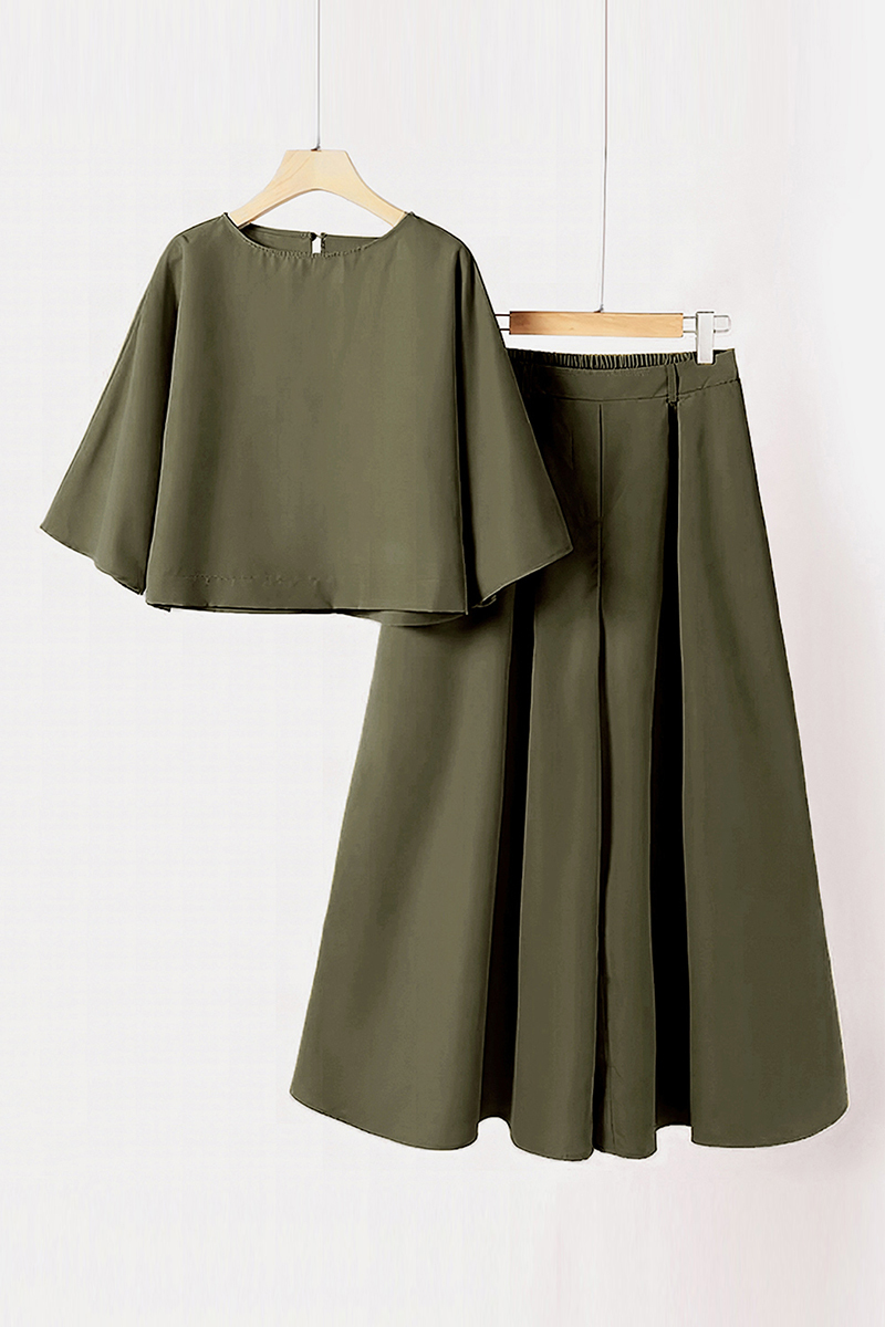 Elegant Half Sleeve Loose Crop Top & Plicated Wide Leg Trousers Co-ord
