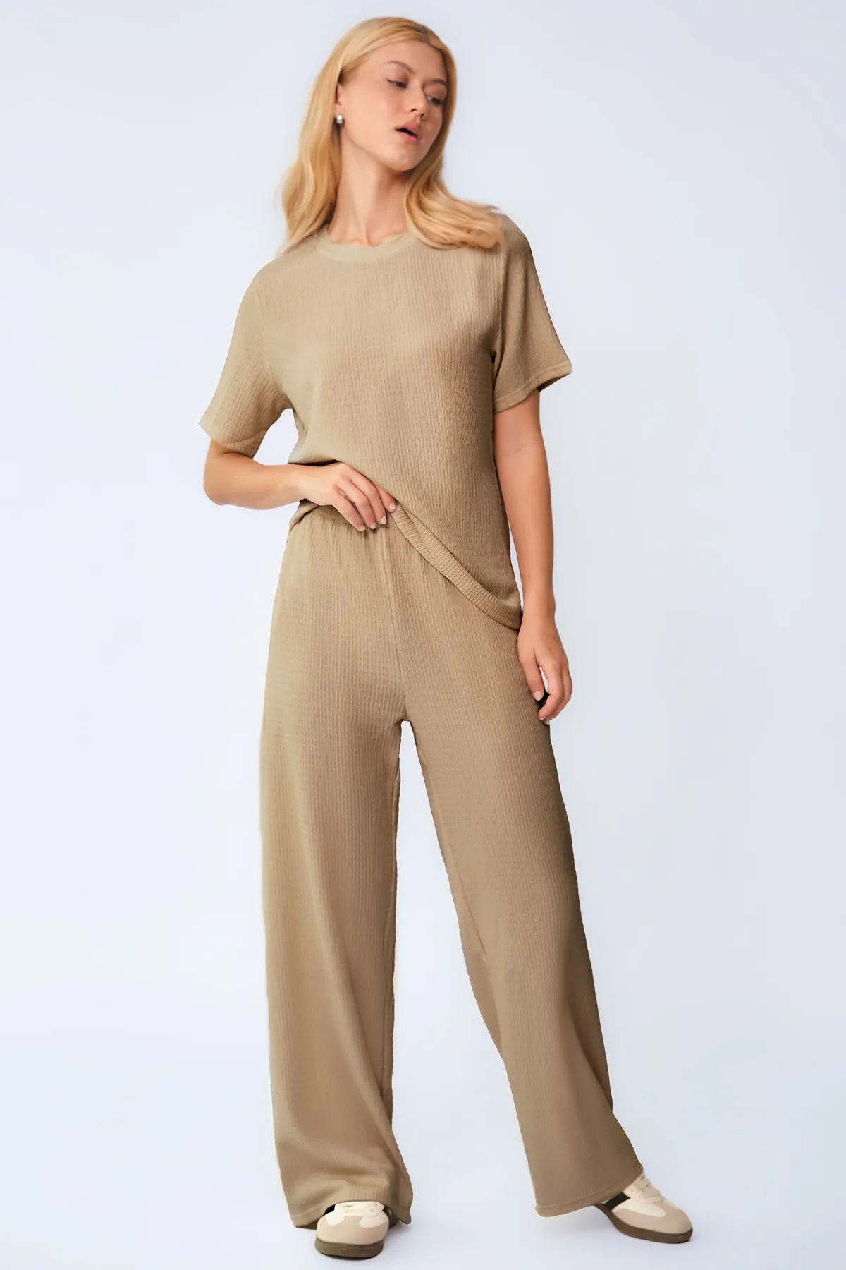 Cozy Solid Round Neck Short Sleeve Top & Wide Leg Trousers Co-ord