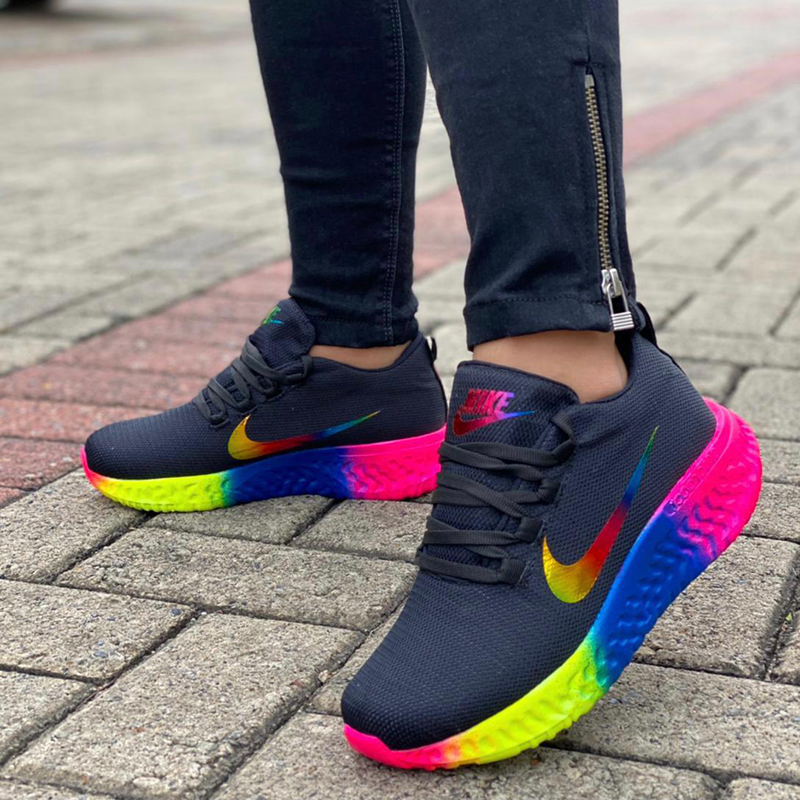 (🔥🔥New)Women Multi Color Sole Trainer
