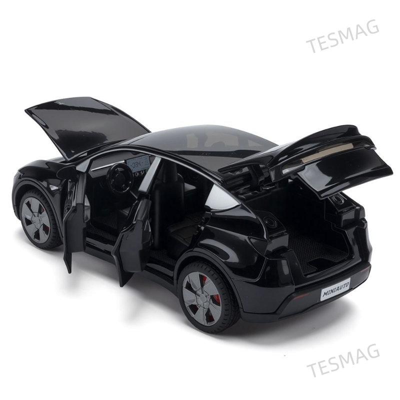 1:32 Alloy Car Model with Sound and Light Diecast for Tesla Model Y Juniper 2025+