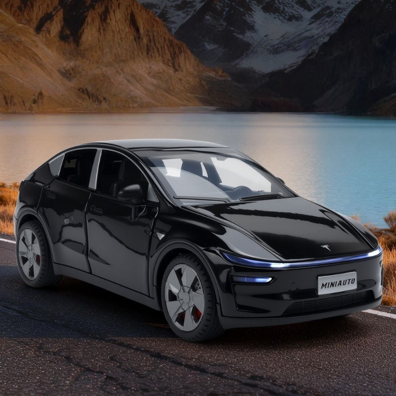 1:32 Alloy Car Model with Sound and Light Diecast for Tesla Model Y Juniper 2025+