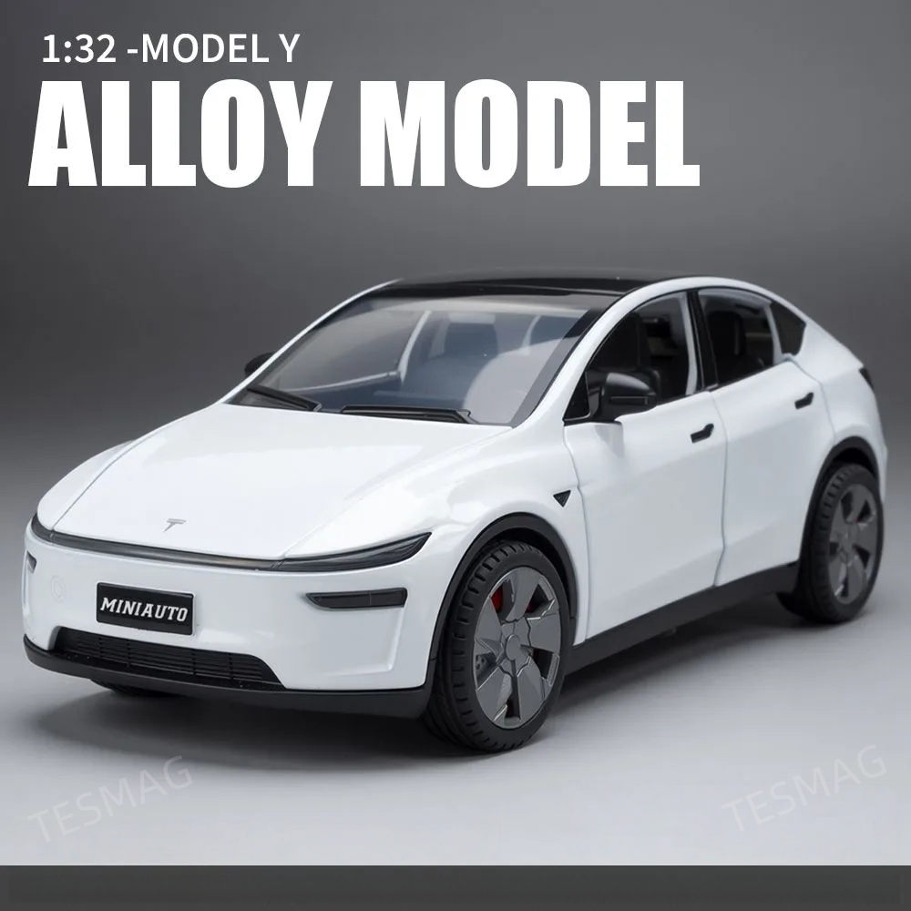 1:32 Alloy Car Model with Sound and Light Diecast for Tesla Model Y Juniper 2025+