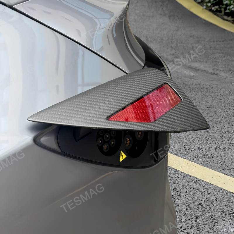 Carbon Fiber Charging Port Cover for Tesla Model 3 Highland/Model Y Juniper