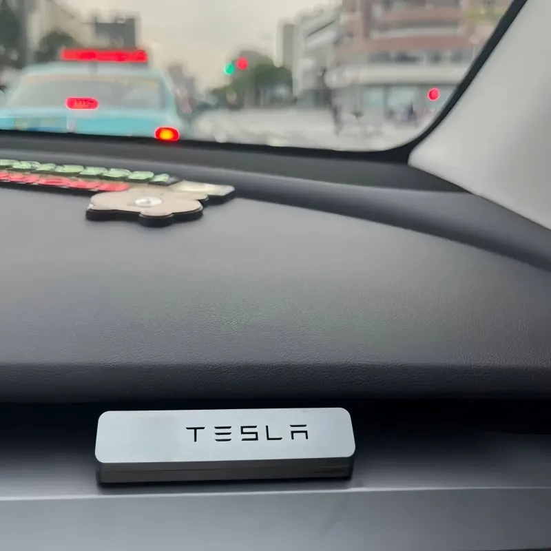 Dashboard Air Vent Aroma Diffuser for Tesla Model 3 Highland/Model Y Juniper