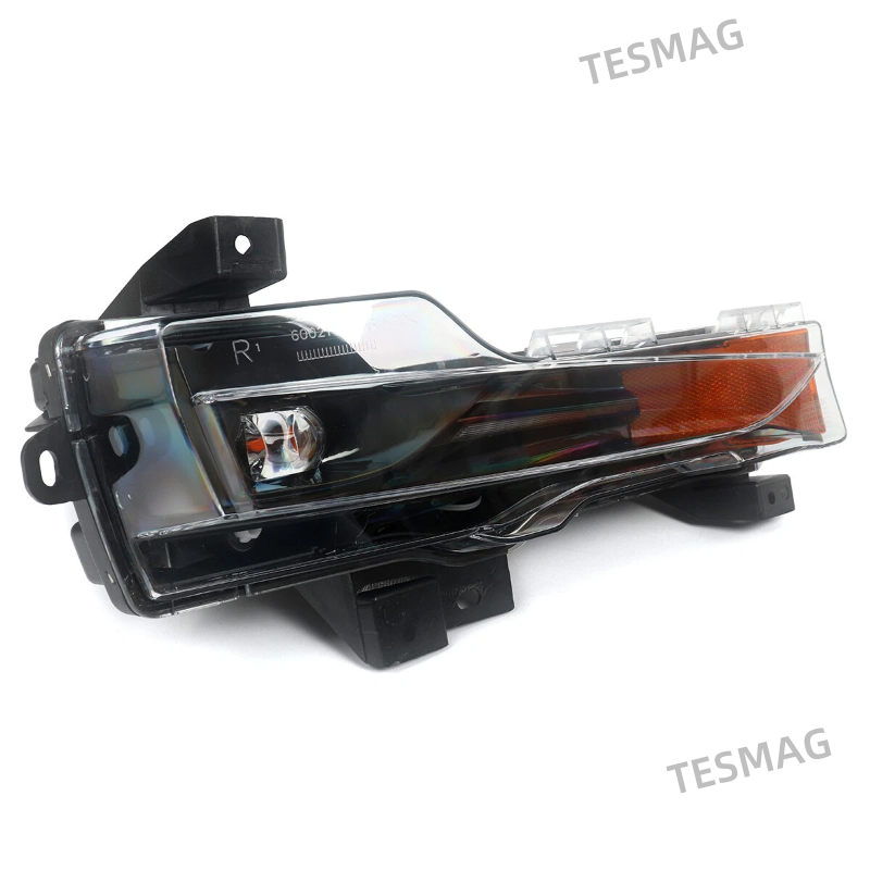 Front Bumper Fog Light Foglamp for Tesla Model 3 /Y 1077391-00-E 1077392-00-E