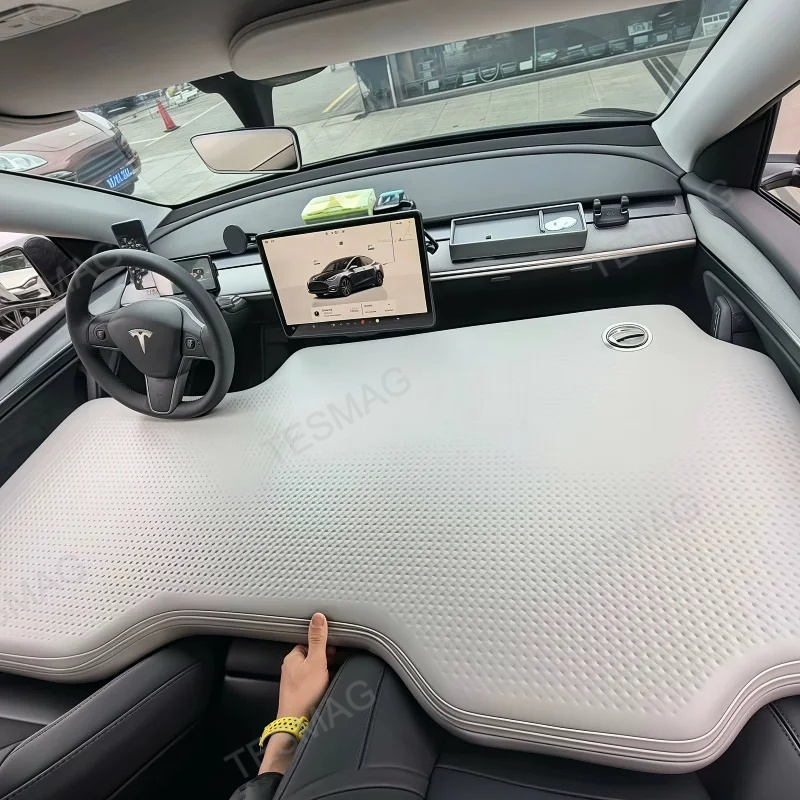 Inflatable Front Seat Air Mattress for Tesla Model 3/Y 