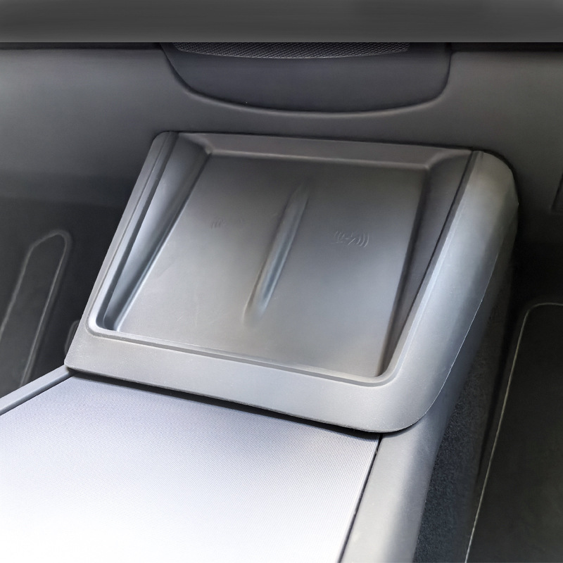 Tesla Model 3 Highland/Model Y Juniper Center Console Wireless Charging Pad with Side Pockets