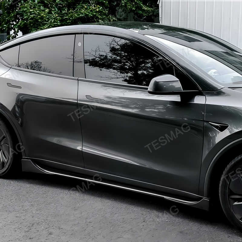 Sport Style Split-Type Side Skirts for Tesla Model Y Juniper 2025+