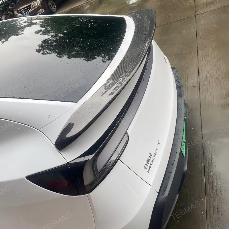 V-Style Carbon Fiber Rear Spoiler for Tesla Model Y Juniper